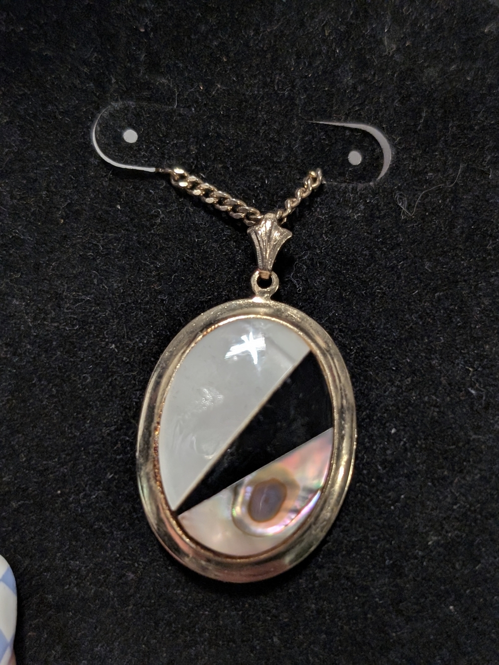 Gold-Tone Inlay Oval Pendant Necklace with Black Onyx And Mother Of Peral